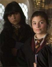 Leanne_and_Katie_Bell